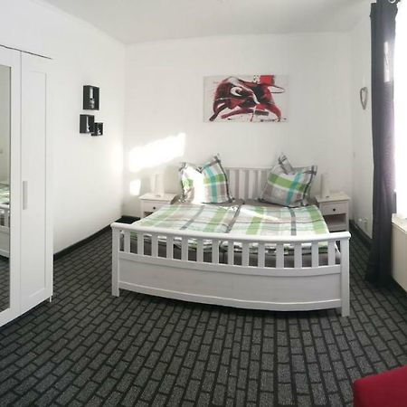 דרזדן Ferienwohnung Charlett מראה חיצוני תמונה