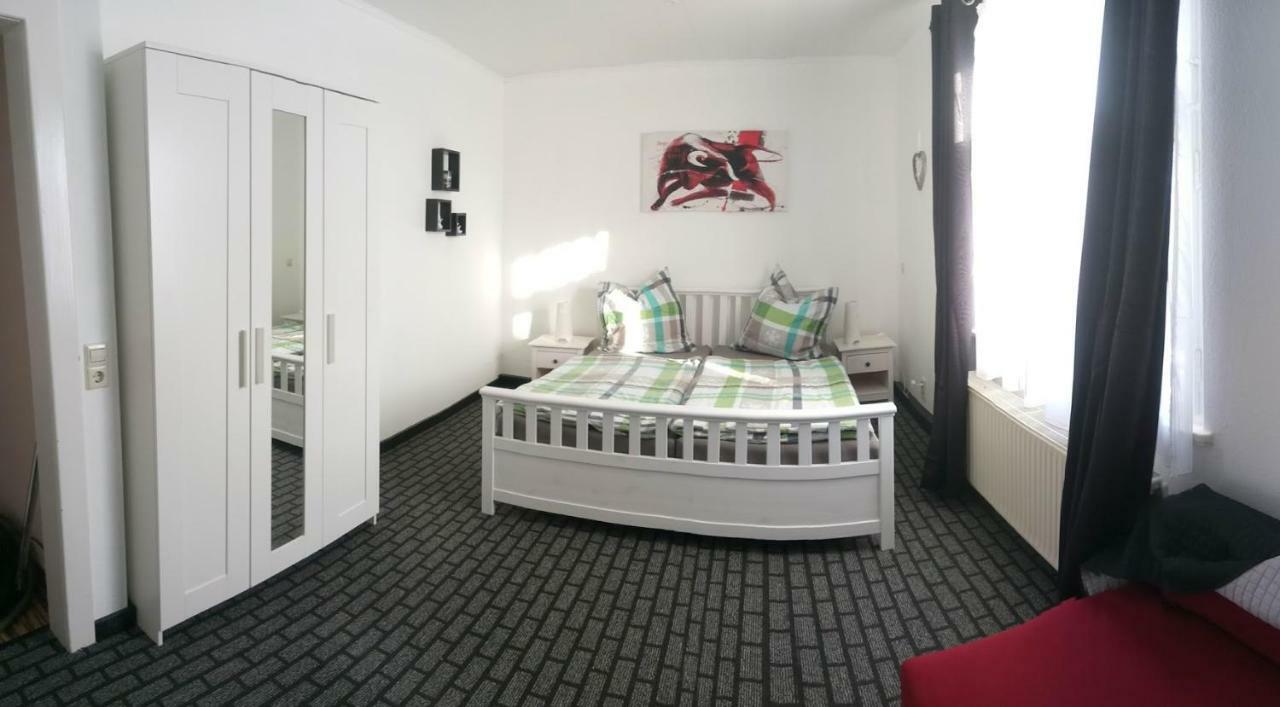 דרזדן Ferienwohnung Charlett מראה חיצוני תמונה