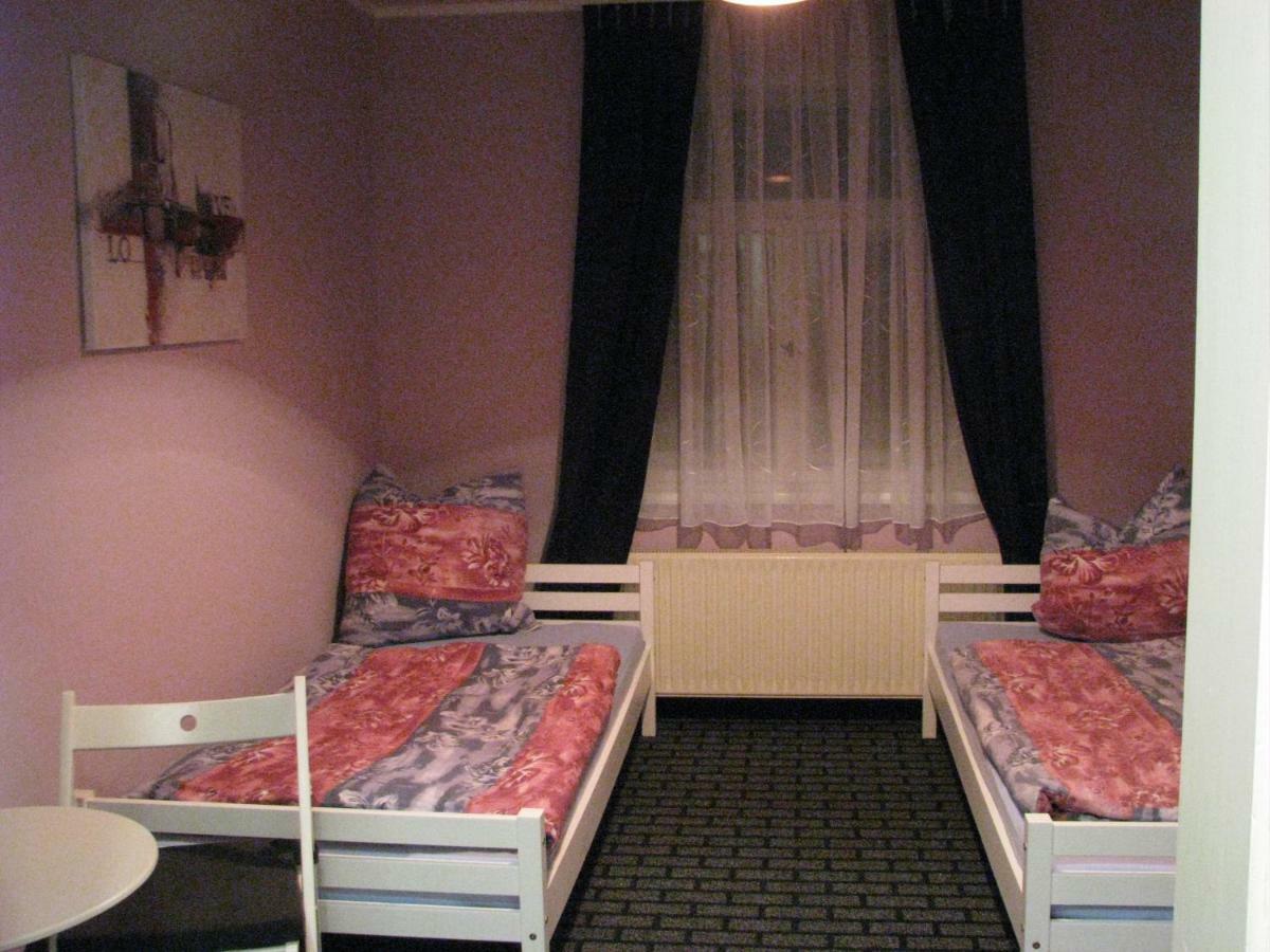 דרזדן Ferienwohnung Charlett מראה חיצוני תמונה